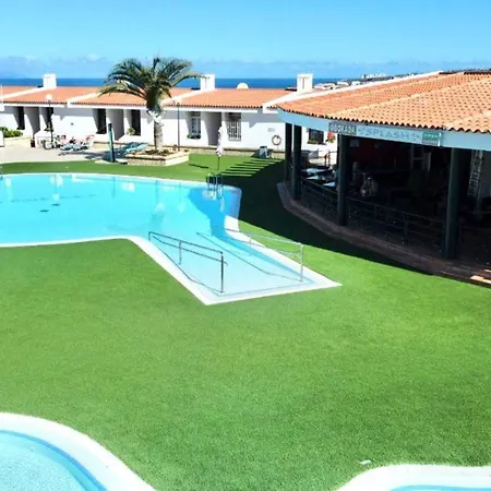 Apartment With Beautiful View, Wifi, Pool, Tenerife South Lägenhet *