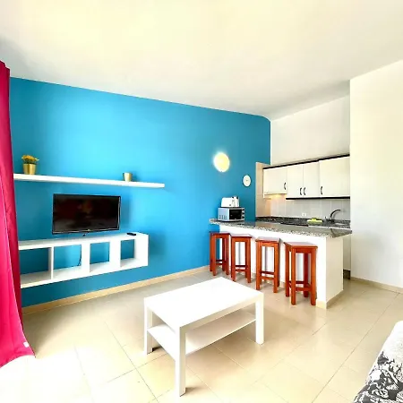 Lägenhet Apartment With Beautiful View, Wifi, Pool, Tenerife South