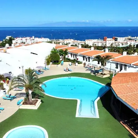 Lägenhet Apartment With Beautiful View, Wifi, Pool, Tenerife South